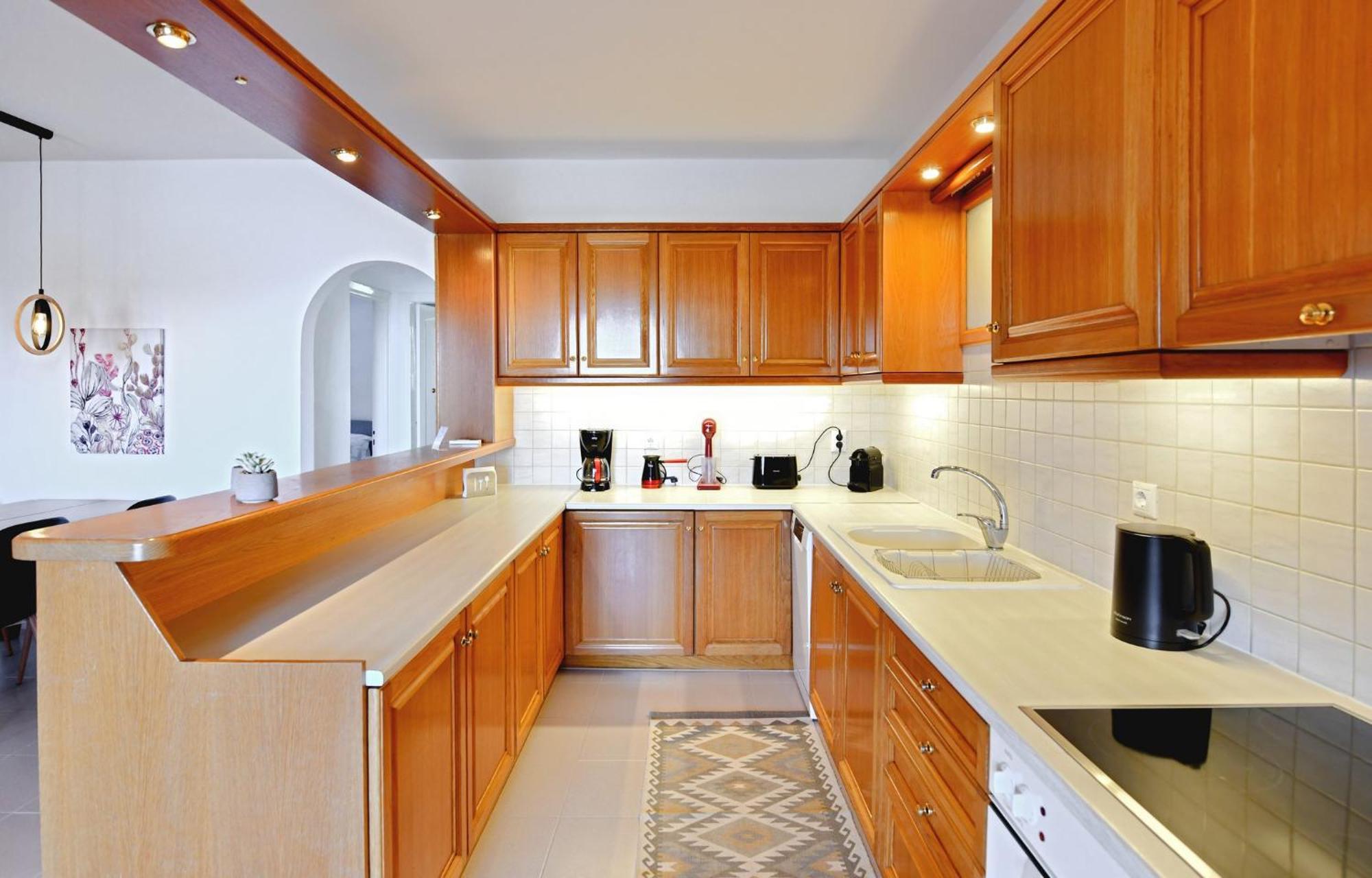Amazing 2 Bedroom Apartment Overlooking The Marina Of Vourkárion Exterior foto